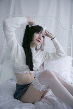 [网红COSER写真] Sally Dorasnow - Angel Lucina(28P)-猫女