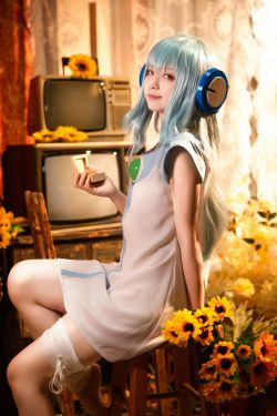 [网红COSER写真] 动漫博主G44不会受伤 - 八音盒(12P)-萝莉