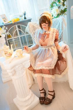 [网红COSER写真] Coser小姐姐星之迟迟 - 普通妹抖酱(52P)-女仆