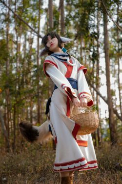 [网红COSER写真] 动漫博主G44不会受伤 - 艾露露(17P)-唯美,阳光