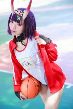 [网红COSER写真] 动漫博主G44不会受伤 - 酒吞体操服(18P)-篮球,COS