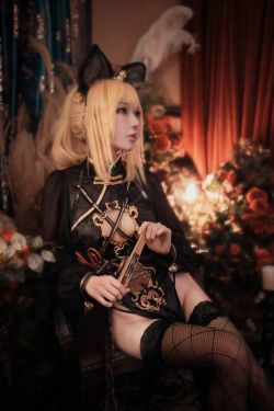 [网红COSER写真] 动漫博主阿包也是兔娘 - 只属于你旗袍(15P)-COS