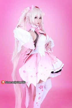 [网红COSER写真] Coser小姐姐Potato Godzilla - Sakura Miku(44P)-COS