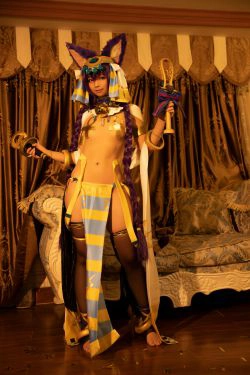 [网红COSER写真] 动漫博主G44不会受伤 - 巴斯特(20P)-COS