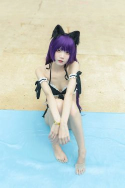 [网红COSER写真] 清纯少女五更百鬼 - 黑猫泳装(12P)-猫女