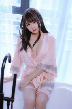 [网红COSER写真] 萌妹子Nyako喵子 - 妄想彼女との同棲生活 之 粉嫩丝绸睡衣(79P)-粉嫩,睡衣,风骚