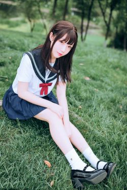 [喵糖映画] VOL.446 绿意JK 写真套图(36P)-萝莉,水手服