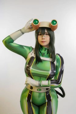 [网红COSER写真] Uy Uy - Froppy(24P)-COS