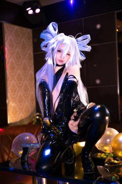 [网红COSER写真] 动漫博主G44不会受伤 - 香槟怪盗(25P)-COS