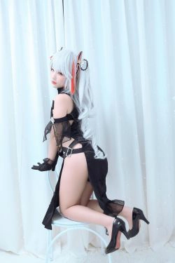 [网红COSER写真] 动漫博主Mime弥美 - 碧蓝航线 欧根亲王(20P)-COS