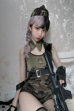 [网红COSER写真] 动漫博主果咩酱w - 战地甜心(20P)-女警