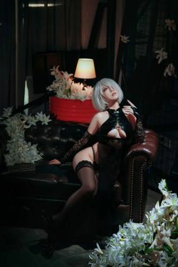 [网红COSER写真] 半半子 - 2B靡烟旗袍(37P)-COS