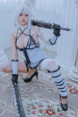 [网红COSER写真] 日本性感萝莉Byoru - Kainé(17P)-COS