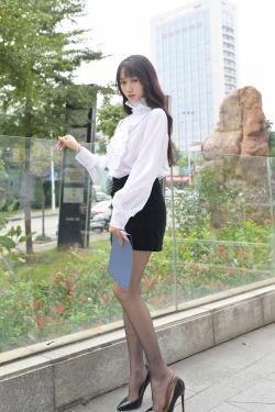 [我丝你想] MX006 美西 公交车站奇遇记1(67P)-美腿