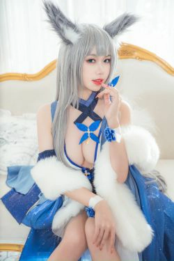 [网红COSER写真] 一北亦北 - 信浓礼服(9P)-COS
