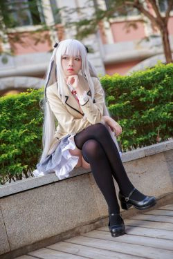 [网红COSER写真] 动漫博主G44不会受伤 - 雾枝校服(19P)-COS
