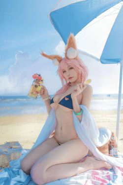 [网红COSER写真] 动漫博主uki雨季 - 玉藻前海边泳装(19P)-海边,COS