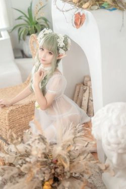 [网红COSER写真] 动漫博主蠢沫沫 - 尖耳国度 绿精灵(38P)-COS