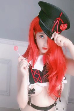 [网红COSER写真] 动漫博主橙橙yo - 红发(52P)-COS