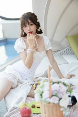 [秀人XiuRen] No.3998 芝芝Booty(62P)-湿身,白丝
