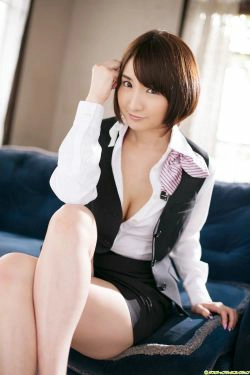 尾崎娜娜《ムッチリ、熟した女の身体に》 [DGC] NO.1143(100P)-日本,短发,福利