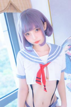 [福利COS] 神楽坂真冬 灰丝吊带JK(75P)-JK