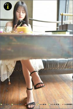 [IESS普惠集] 003 模特琪琪 《琪琪的裸足》(92P)-美脚