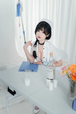 [网红COS] COS福利rioko凉凉子(肉扣热热子) - 采集室实习护士(48P)-护士