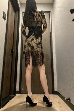 丝足博主麋鹿_Monroe 2020.02.20 蕾丝内内(19P)-丝袜,美臀