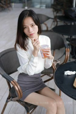 [IESS异思趣向]  模特：小六《白色OL装》(90P)-凉鞋,高跟,美脚,OL