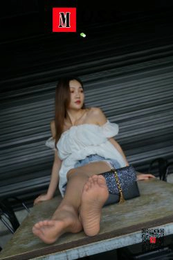 [慕丝女郎MussGirl] No.014 英语老师Mr.yuanyuan“丝”生活2(95P)-美脚,丝足