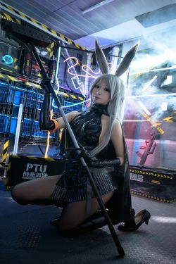 [福利COS] 大米米球 - 暴行(30P)-COS