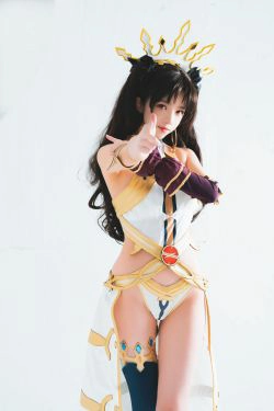 [福利COS] 桜桃喵 - 弓凛(44P)-COS