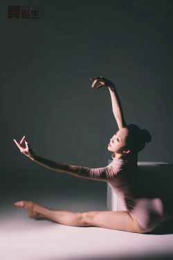 [嘉丽GALLI]舞蹈生日记 079 赵惠妮(46P)-美腿