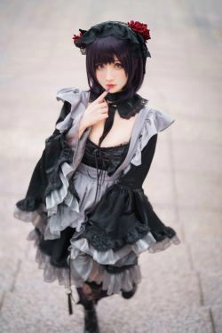 [福利COS] COS福利rioko凉凉子(肉扣热热子) - 黑江雫 漫展篇 海梦(20P)-COS