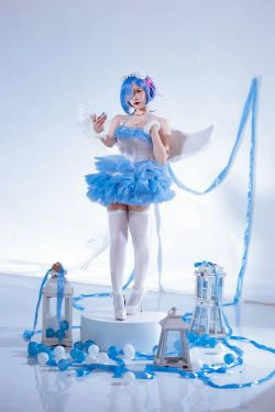 [福利COS] 人气Coser二佐Nisa - 蕾姆天使(15P)-COS