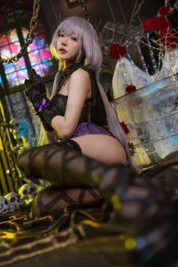 [福利COS] 动漫博主阿包也是兔娘 - 午夜瞌睡魔女(40P)-COS
