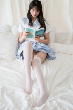 [福利COS] 清纯妹子西瓜 - JK学生服(65P)-JK