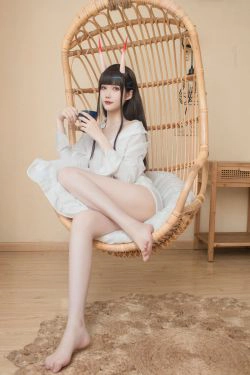[福利COS] 花兮_honoka - 能代 宁静的六叠间(18P)-COS