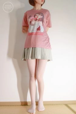 [森萝财团] 無料004 凉席上的白丝美少女(40P)-萝莉