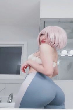 [福利COS] MisswarmJ - Mash Yoga(39P)-翘臀