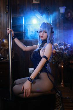 [福利COS] 前羽_rr - 花园(36P)-COS