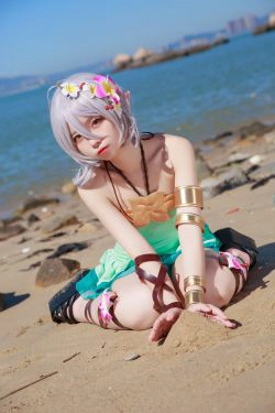 [福利COS] 动漫博主G44不会受伤 - 可可萝 泳衣(11P)-海边,COS