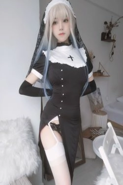[福利COS] 萌系小姐姐蜜汁猫裘 - 修女自拍(35P)-COS