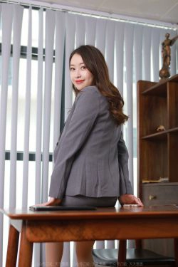 [IESS异思趣向] 模特：小婕 《美丽俏佳人》(92P)-肉丝,美腿,OL