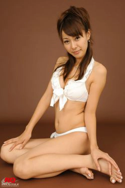 [RQ-STAR] NO.00066 中川知映 Swim Suits – White 写真集(108P)-美腿,泳装,美胸,高跟