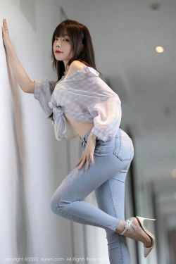 [秀人XiuRen] No.4976 芝芝Booty(110P)-美腿,长腿,翘臀,牛仔,紧身裤