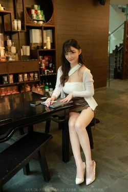 [异思趣向IESS] 模特：秋秋《迷人事业线》(85P)-肉丝,美腿,OL