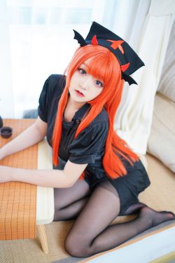 [网红COSER] 动漫博主恩田直幸 - 橘色黑护士(56P)-护士,黑丝,COS