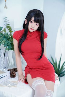 [网红COSER] 动漫博主恩田直幸 - 红旗袍(41P)-旗袍,白丝